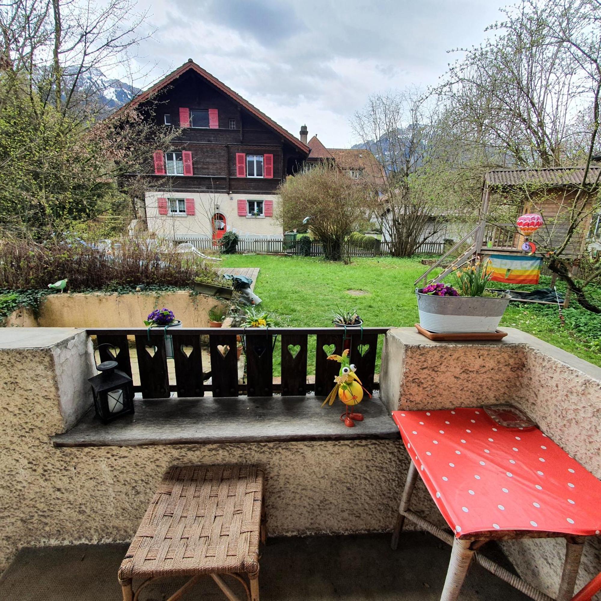 Zentral Gelegene Wohnung Mit Grossem Garten Interlaken Zewnętrze zdjęcie